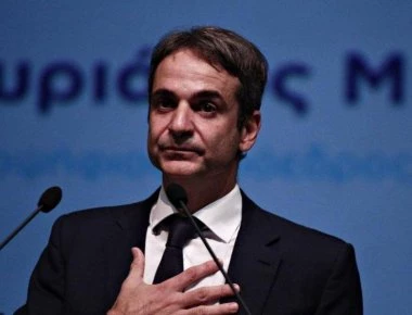 ΝΔ : «Πραγματική μείωση της ανεργίας κατά 7 μονάδες» μέσα στην πρώτη τριετία διακυβέρνησης του υπόσχεται ο Μητσοτάκης